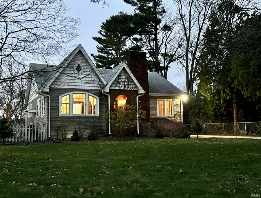 19530 Paxson Drive N, South Bend, IN 46637 - #2