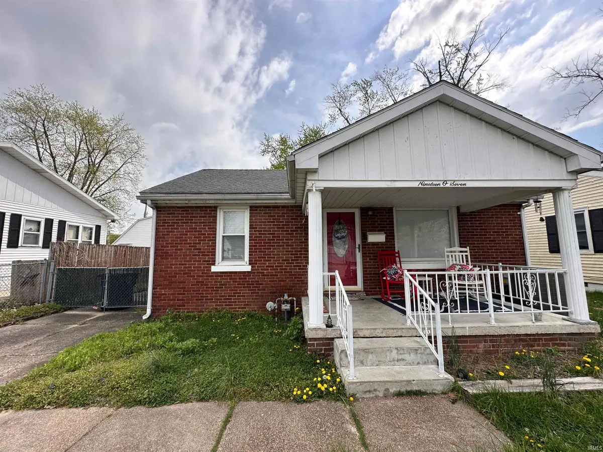 1907 Oakland Avenue, Evansville, IN 47711 - #1