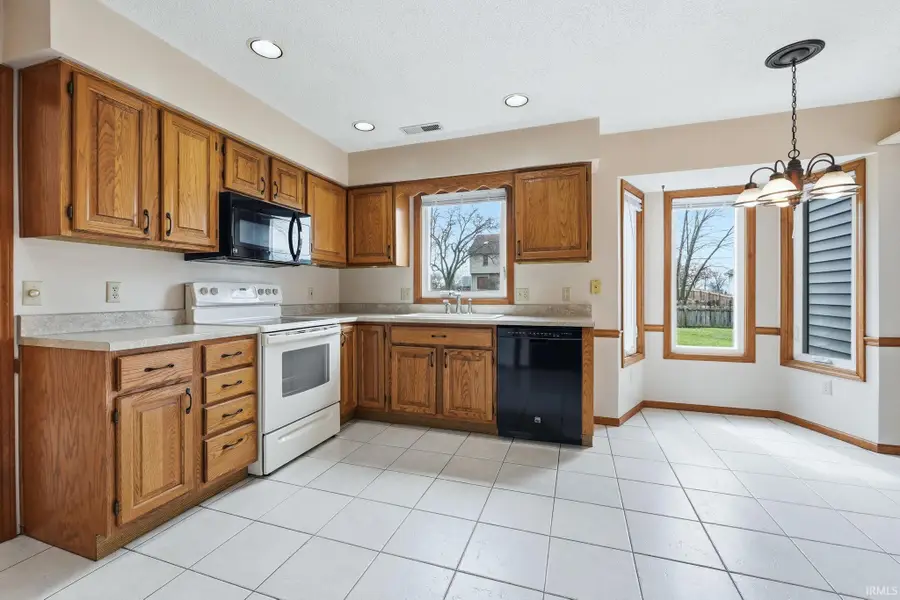 3936 Sugarhill Run, New Haven, IN 46774 - #3