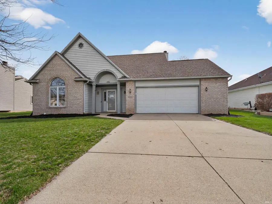 10514 Cherry Creek Road, Fort Wayne, IN 46818 - #2