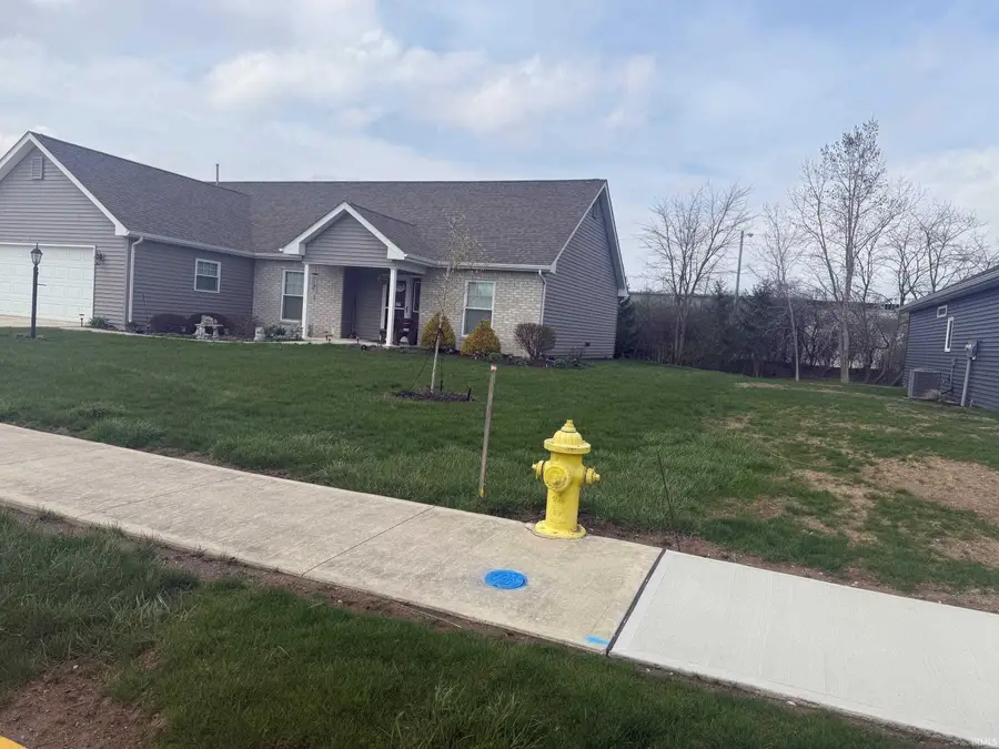 2480 W Deer Run Trail, Decatur, IN 46733 - #2