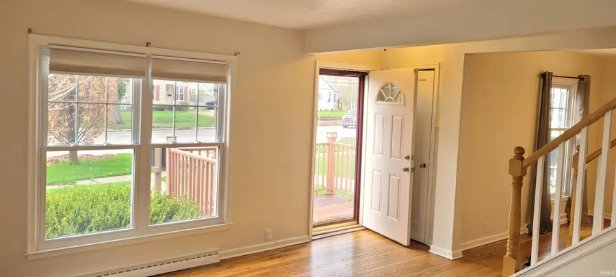 525 W Angela Boulevard, South Bend, IN 46617 - #2