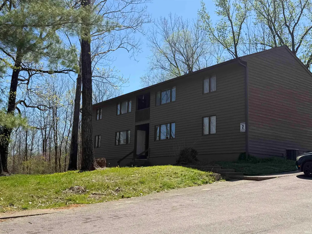 2600 6th Street, Bedford, IN 47421 - #1