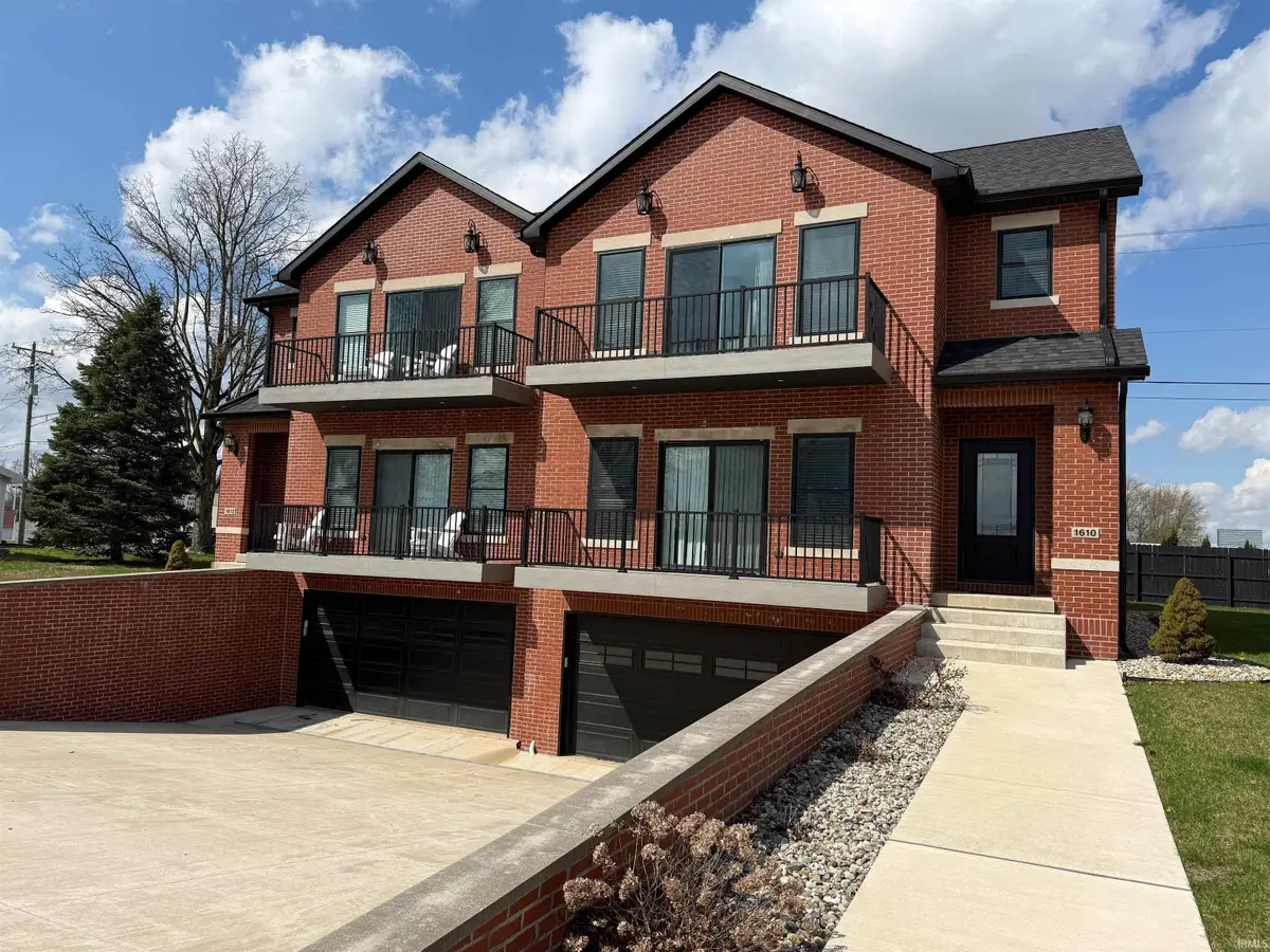 1610 North Shore Drive, Rochester, IN 46975 - #1