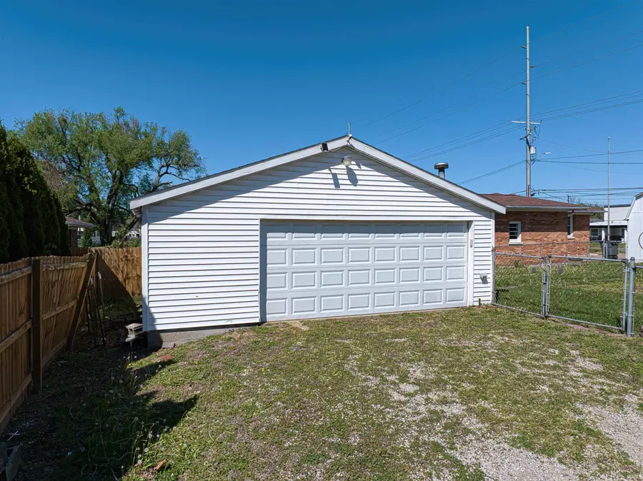 1400 N Boeke Road, Evansville, IN 47711 - #3