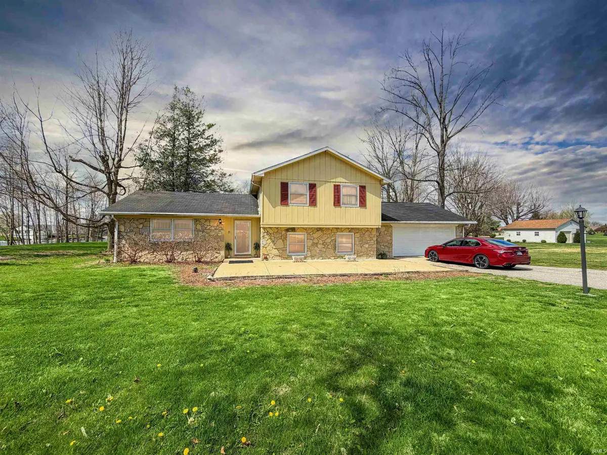 4556 N Wildwood Drive, Frankfort, IN 46041 - #1
