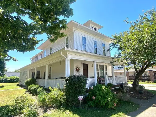 21 W Mechanic Street, Bloomfield, IN 47424