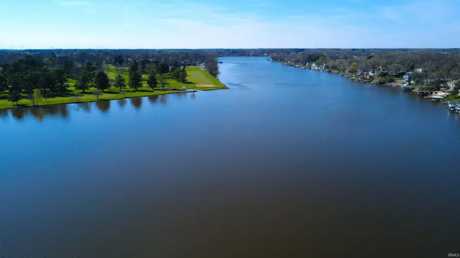 3484 N Shore Acres Court, Monticello, IN 47960 - #2