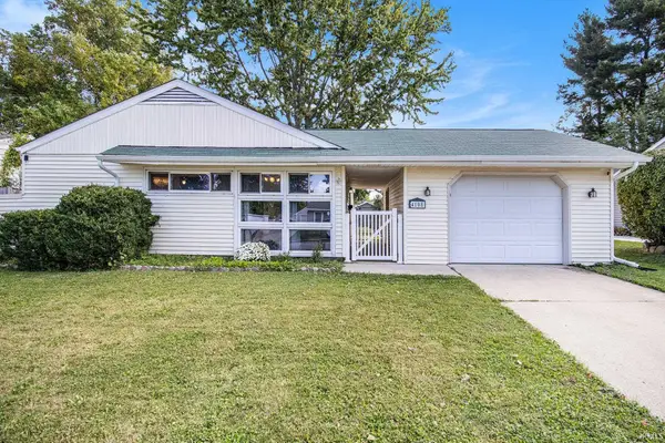 4108 Woodvale Drive, South Bend, IN 46614