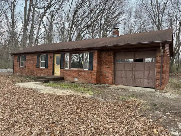 2756 N 1100 W, Royal Center, IN 46978