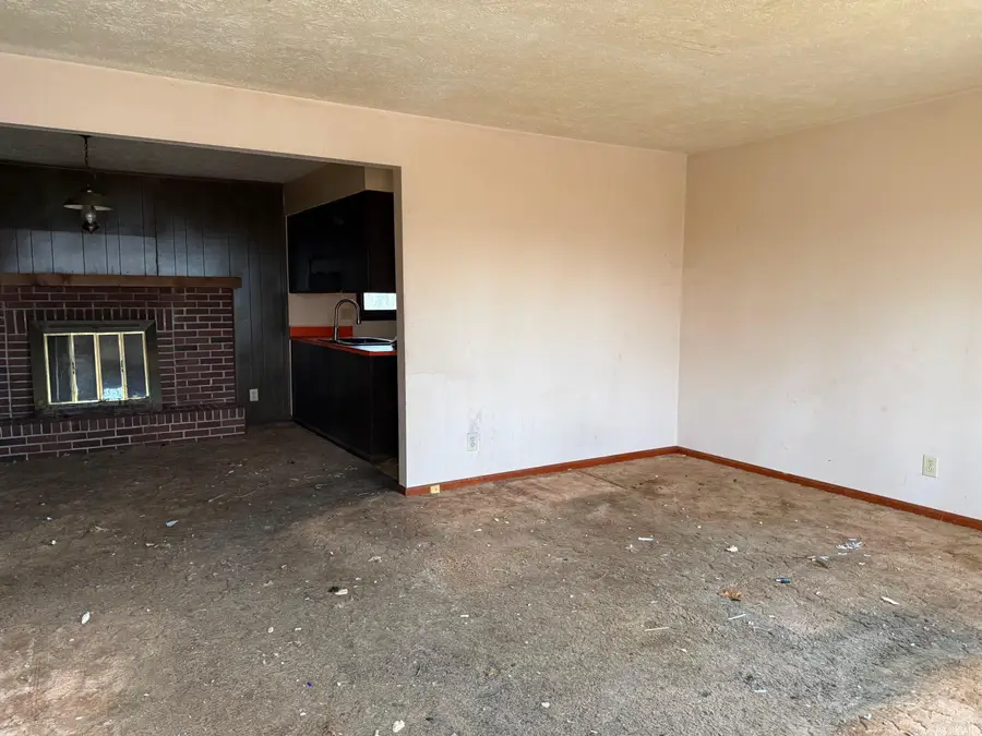 2756 N 1100 W, Royal Center, IN 46978 - #2