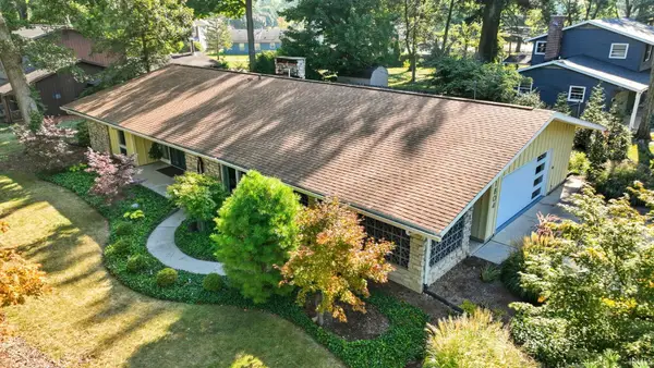 1804 Forest Valley Drive, Fort Wayne, IN 46815