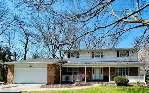 1207 Briarwood Drive, Elkhart, IN 46514