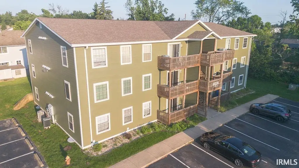 3230 E John Hinkle Place, Bloomington, IN 47408 - #1