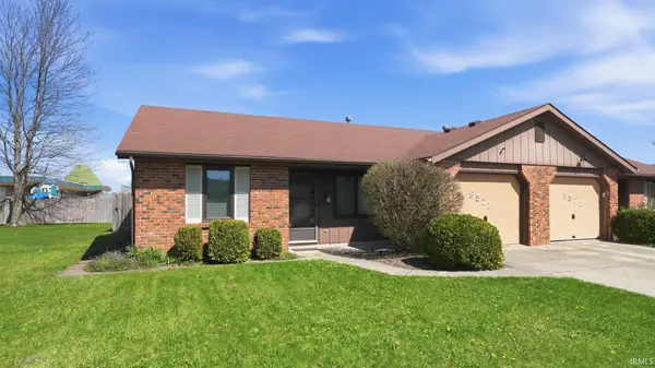 9521 Vista Park Drive, Fort Wayne, IN 46774