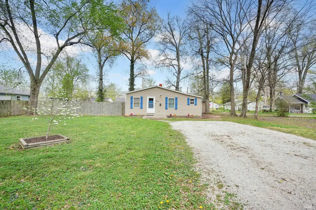 2068 Cass Avenue, Evansville, IN 47714 - #1