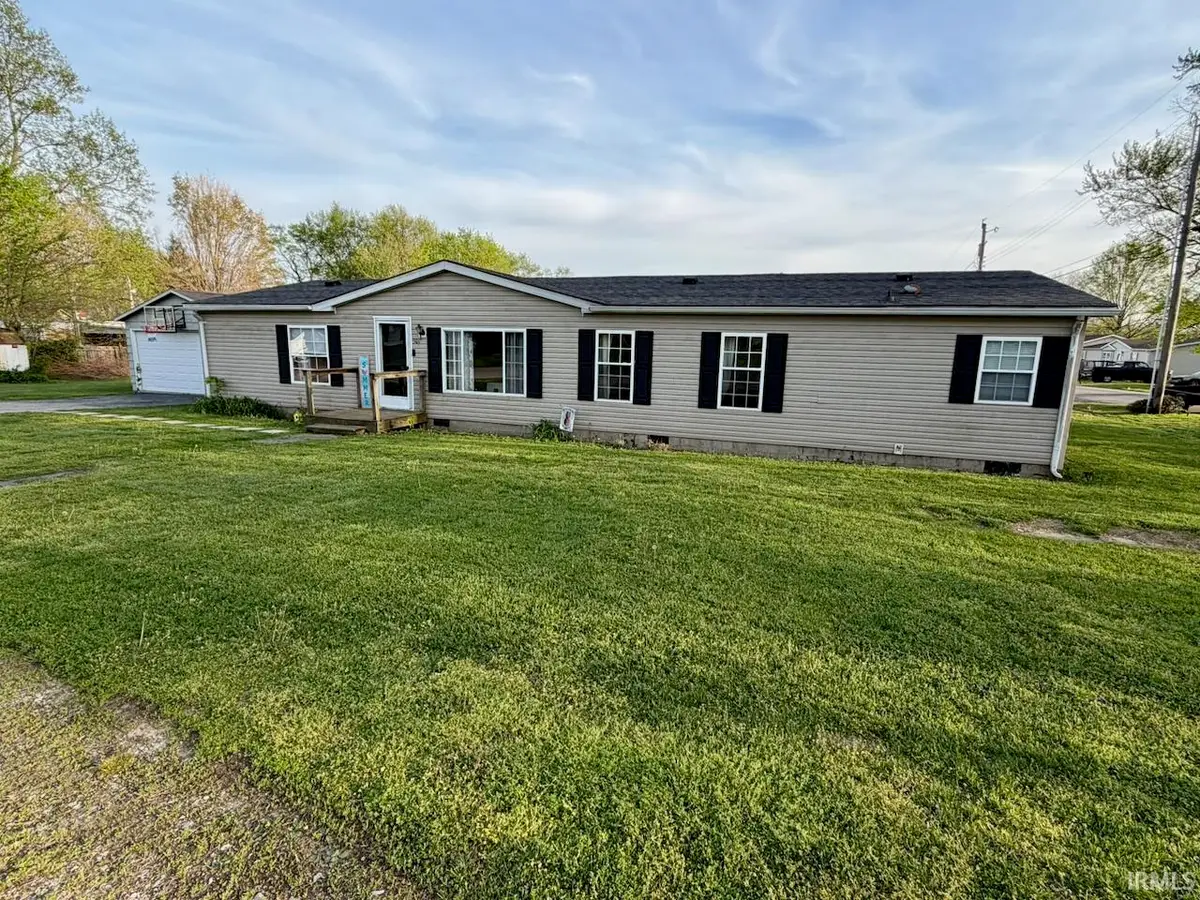 501 E Clark Street, Owensville, IN 47665 - #1