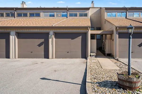 1923 Coventry Trail #5, South Bend, IN 46637