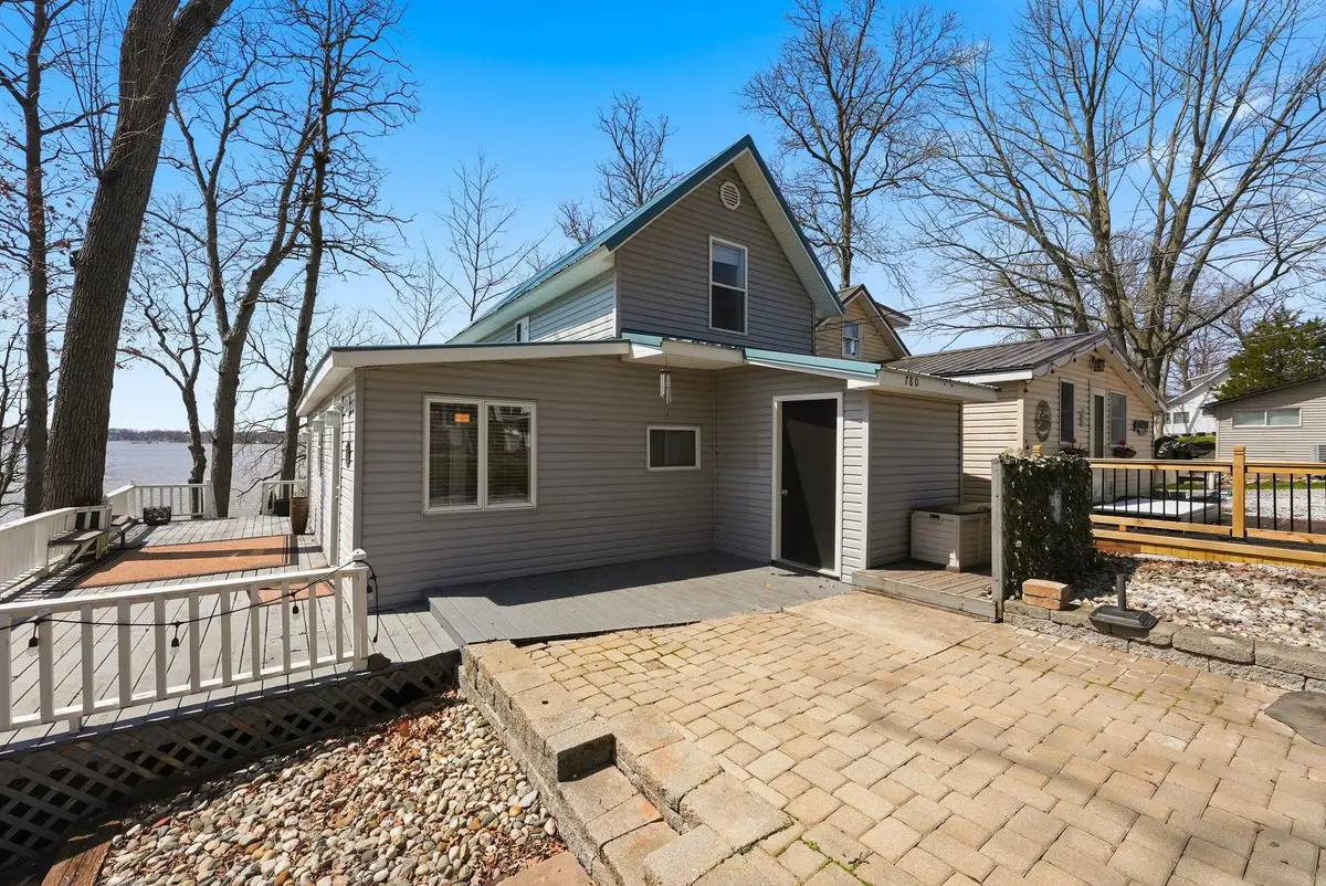 780 Lane 120 Hamilton Lk, Hamilton, IN 46742 - #1