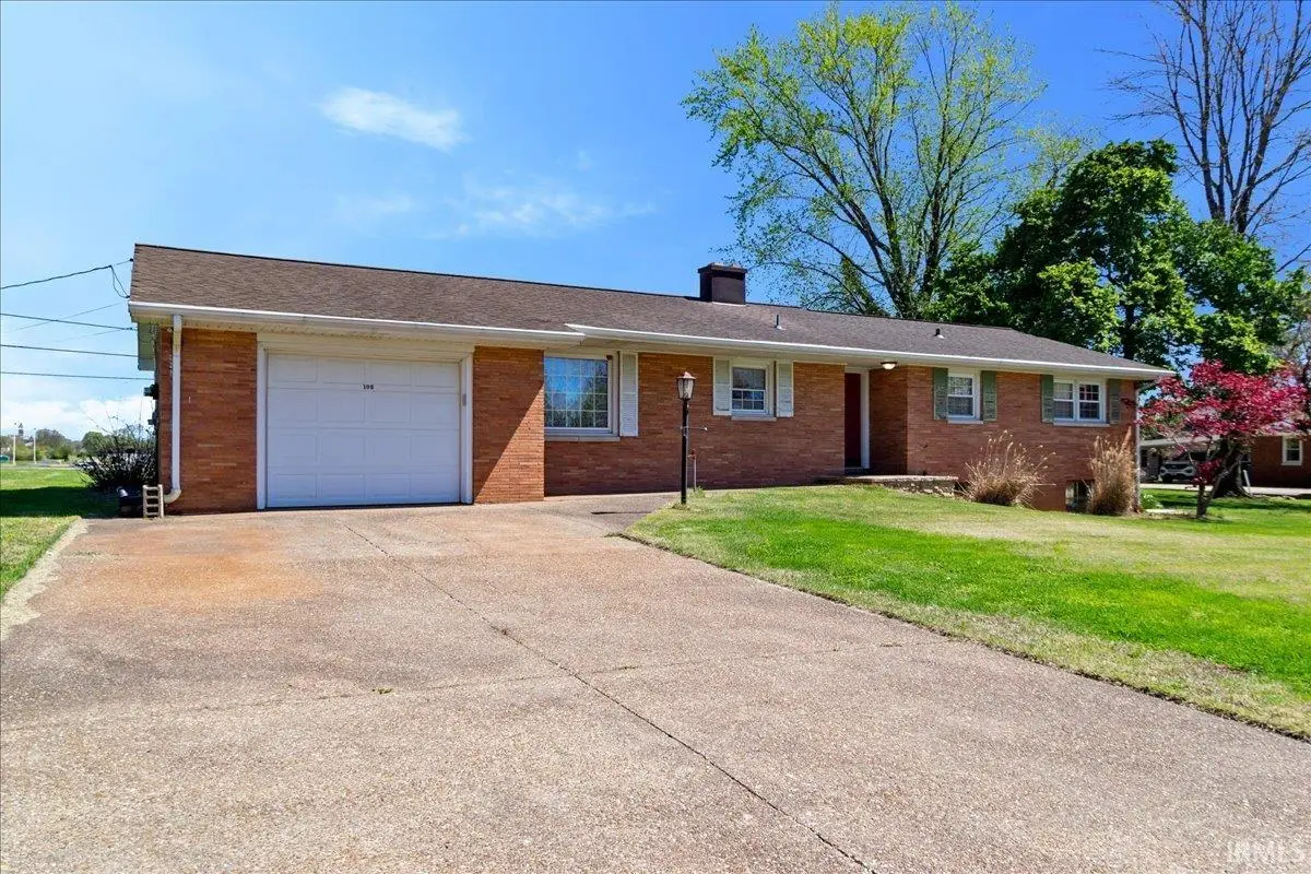 108 S Kensington Drive, Princeton, IN 47670 - #1