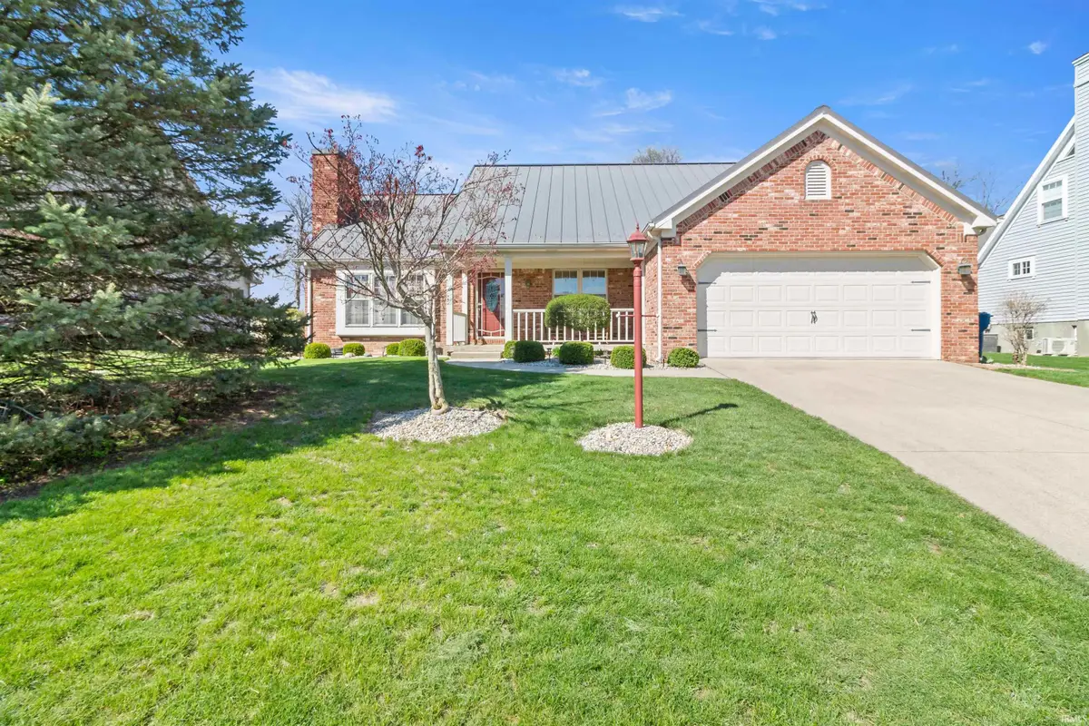 1045 Walnut Creek Lane, Gas City, IN 46933 - #1