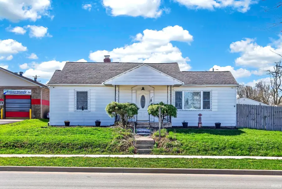 817 E Main Street, Greentown, IN 46936 - #2