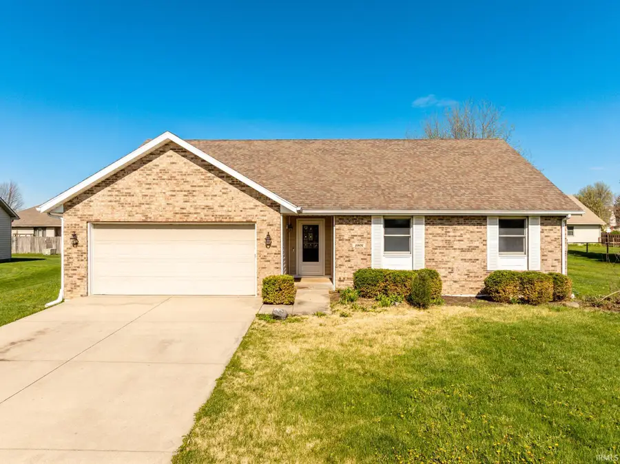 1901 N Oriole Drive, Muncie, IN 47304 - #3