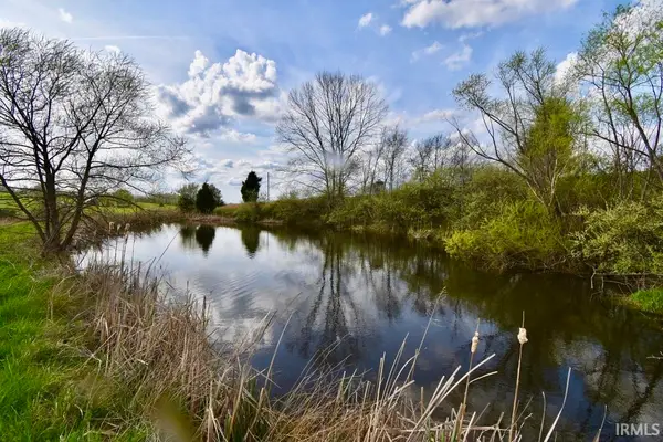 15415 Opera Road, Leopold, IN 47586