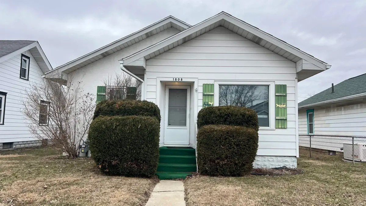 1808 W 11th Street, Muncie, IN 47302 - #1