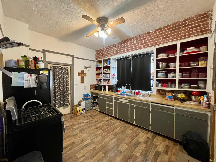 107 E Logan Street, Argos, IN 46501 - #2