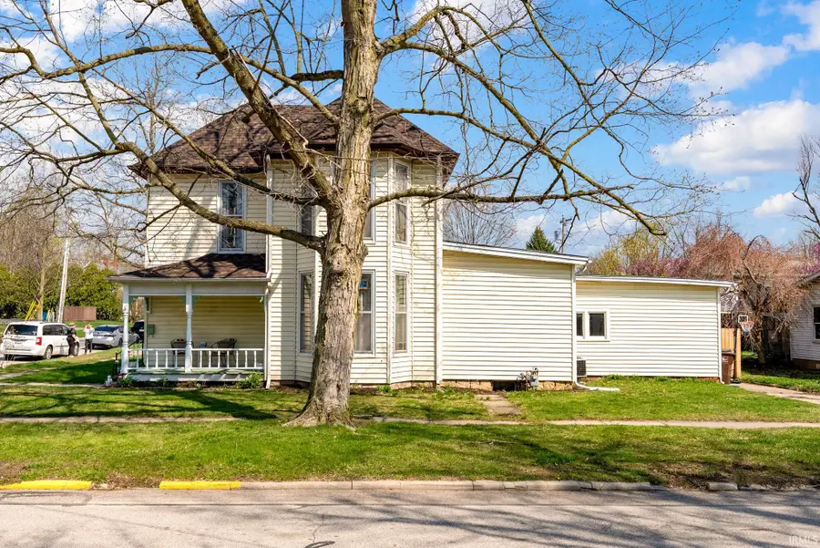 401 N Walnut Street, North Manchester, IN 46962 - #2