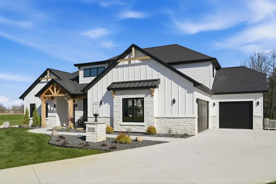 19195 Ringo Road, Auburn, IN 46706 - #2