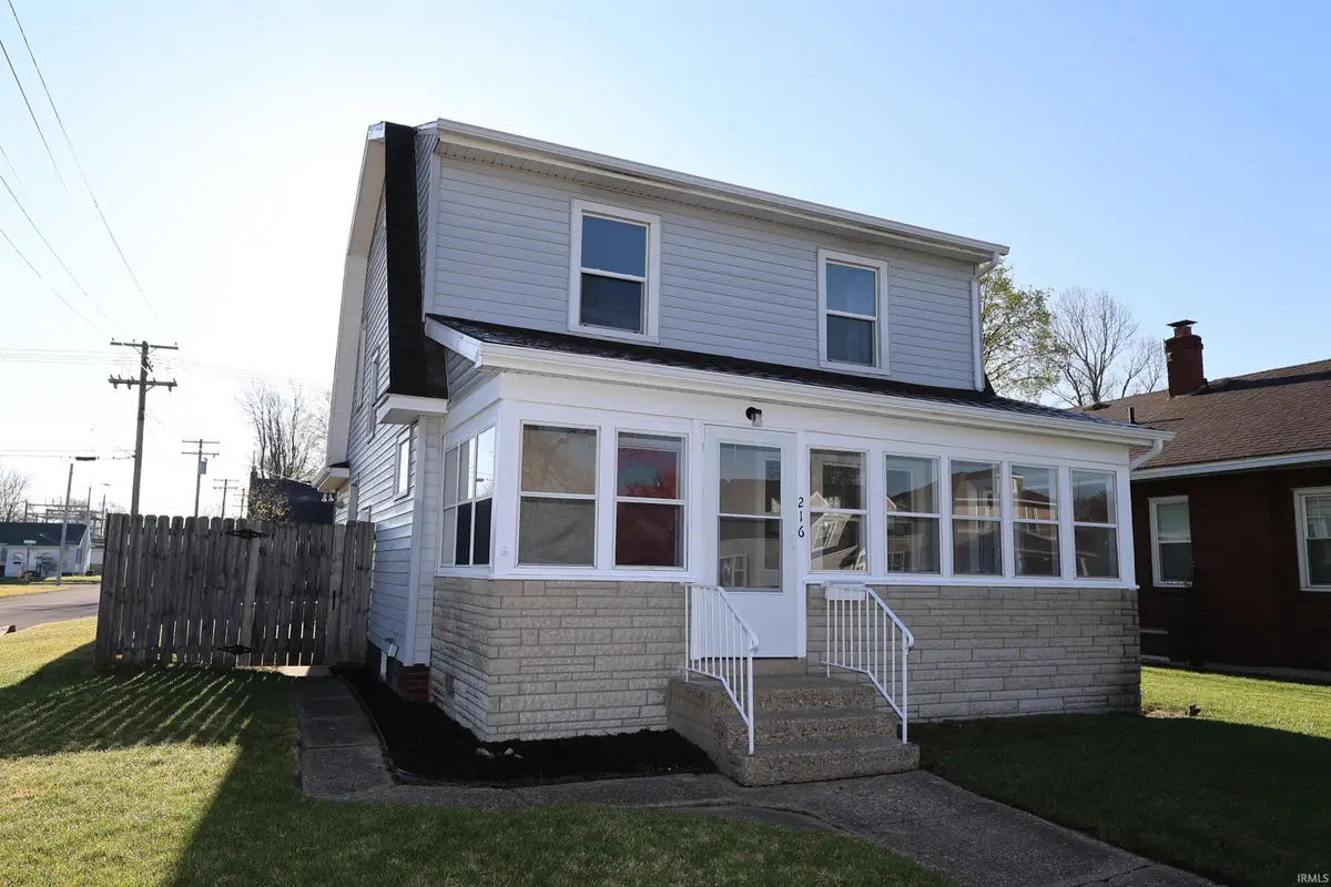 216 N Victoria Street, Mishawaka, IN 46544 - #1