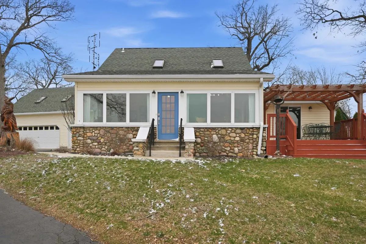 11995 E 600 N, Orland, IN 46776 - #1