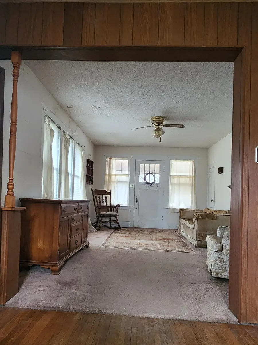 215 W Pleasant St., Angola, IN 46703 - #3