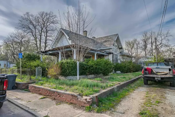 118 W 16th Street, Anderson, IN 46016