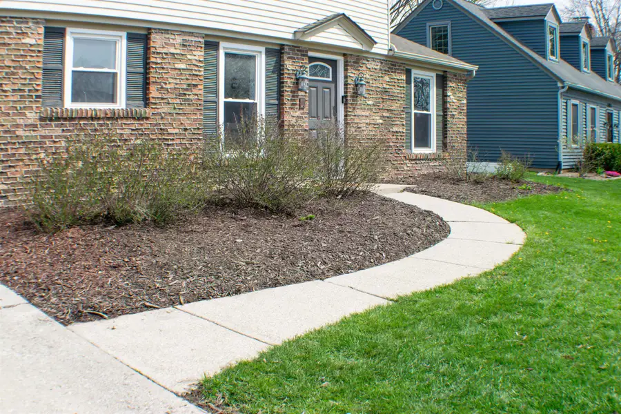 5901 Thoreau Avenue, Fort Wayne, IN 46815 - #3