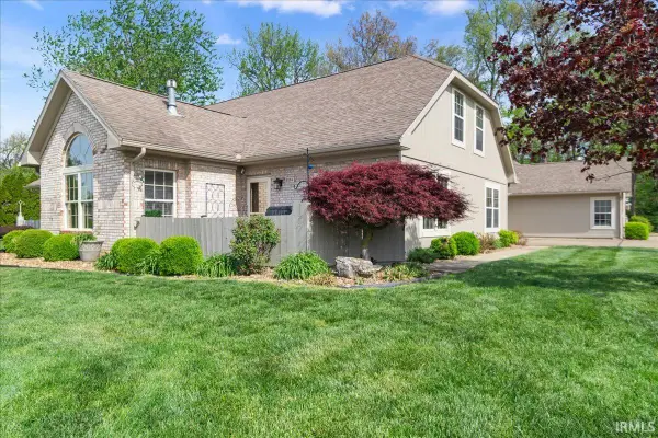 8004 River Park Way, Evansville, IN 47715
