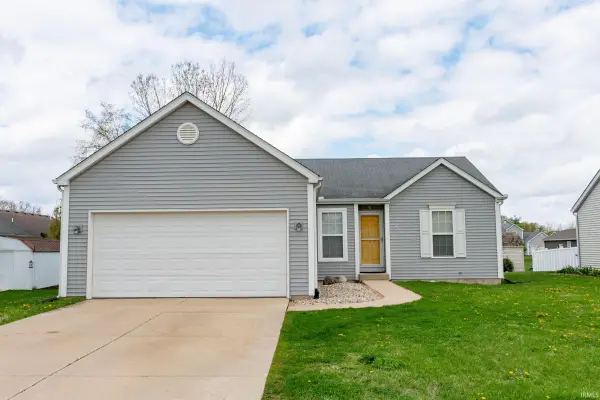 1424 Gauley River Drive, Mishawaka, IN 46544