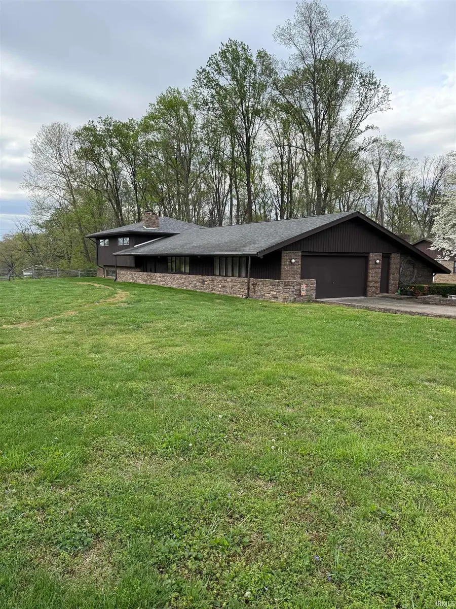 802 Wilson Avenue, Princeton, IN 47670 - #2