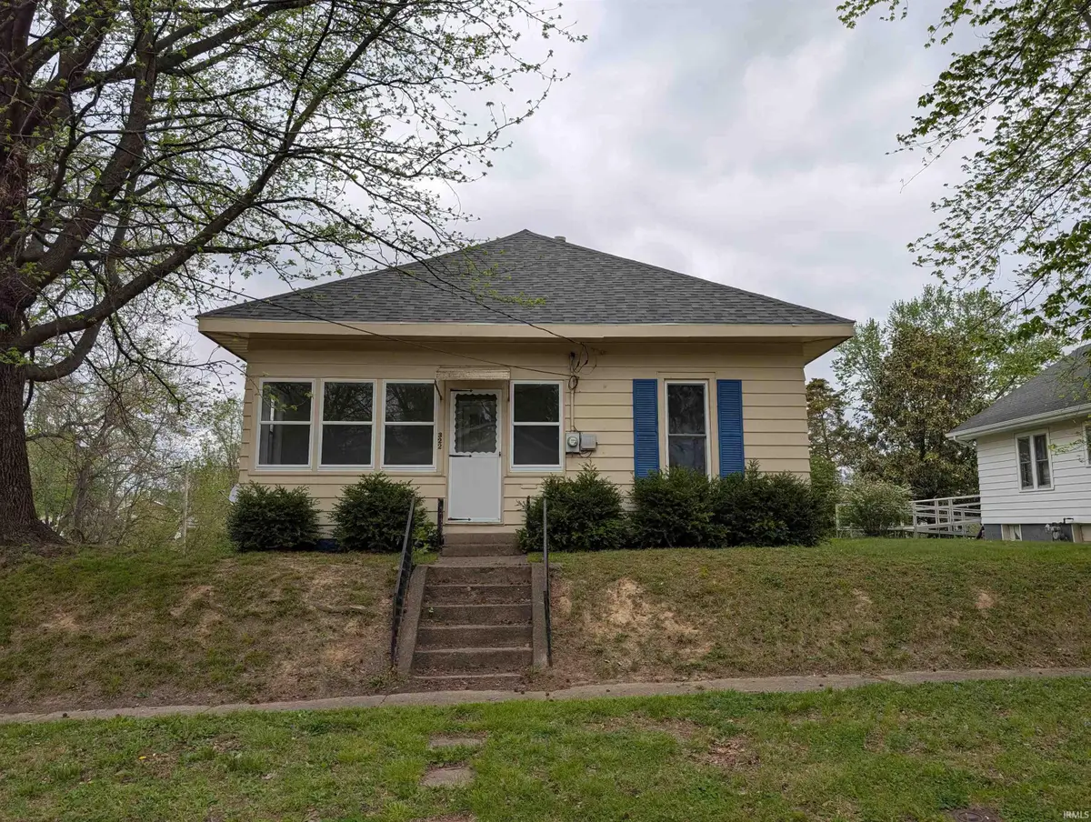 322 W 8th Street, Bicknell, IN 47512 - #1