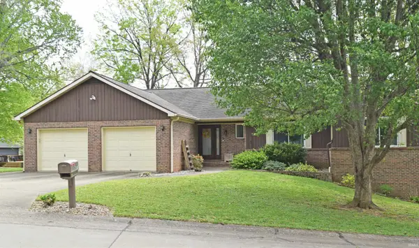 6575 Briar Court, Evansville, IN 47711