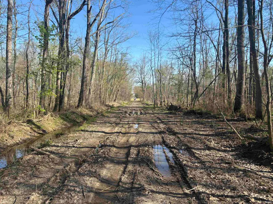 7000 S Meridian Road, Oakland City, IN 47660 - #2