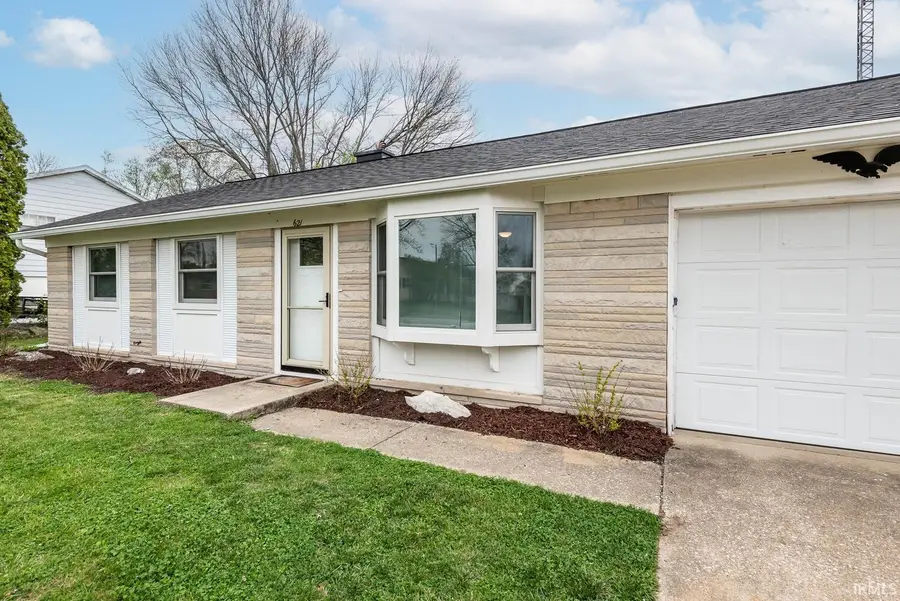 621 S Village Drive, Bloomington, IN 47403 - #2