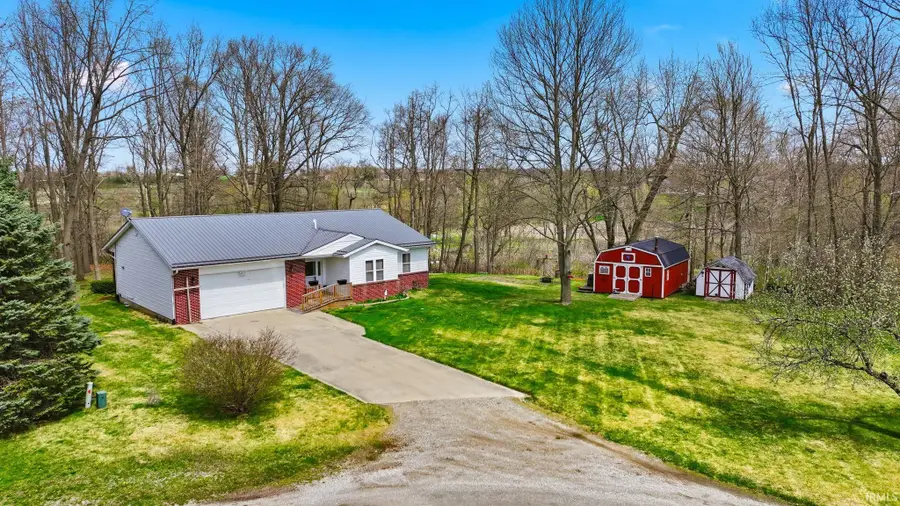 5855 S 275 E, Wolcottville, IN 46795 - #3