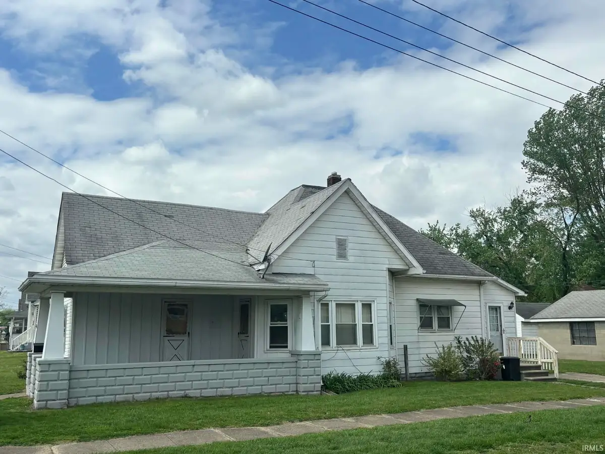 200 W Walnut Street, Washington, IN 47501 - #1
