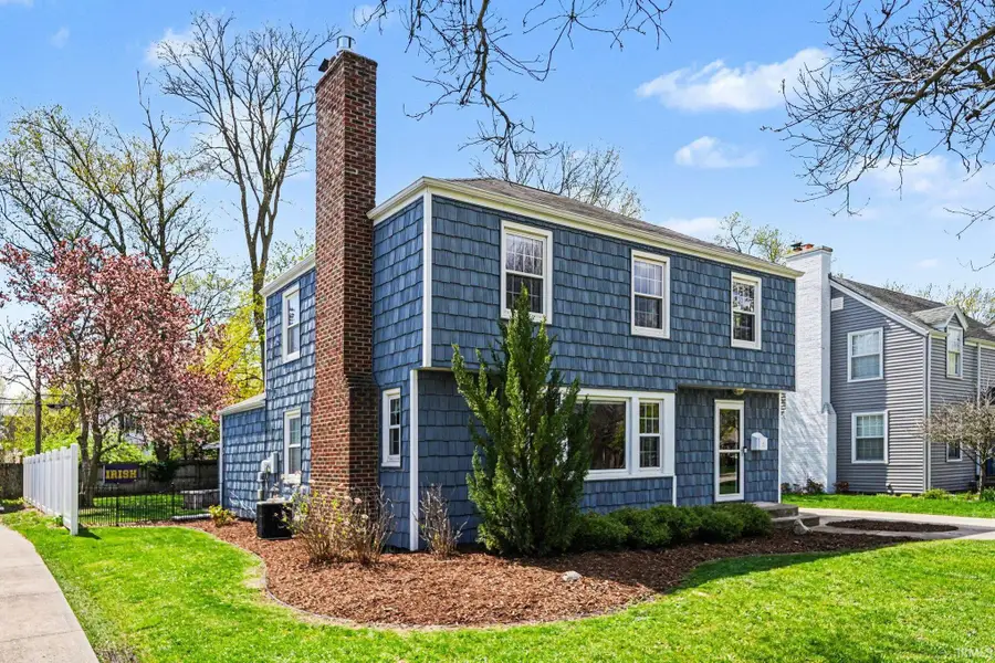 1614 Cedar Street, South Bend, IN 46617 - #3