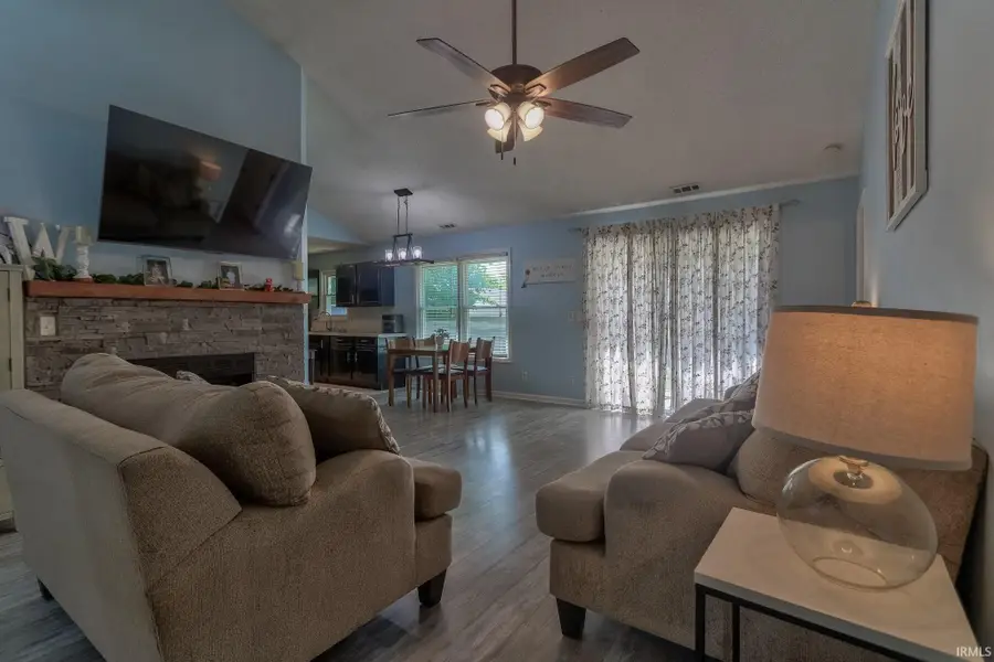 5717 Lincoln Pointe Boulevard, Evansville, IN 47715 - #3