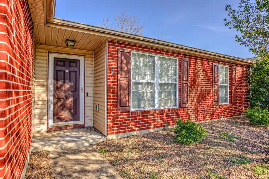 1916 Seasons Ridge Boulevard, Evansville, IN 47715 - #3