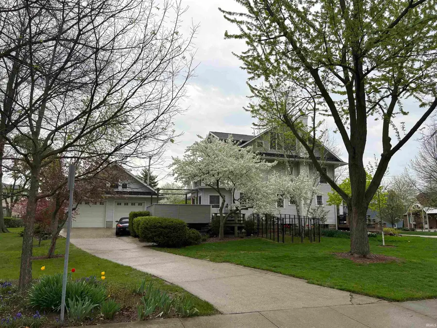 418 W Jefferson Street, Decatur, IN 46733 - #2